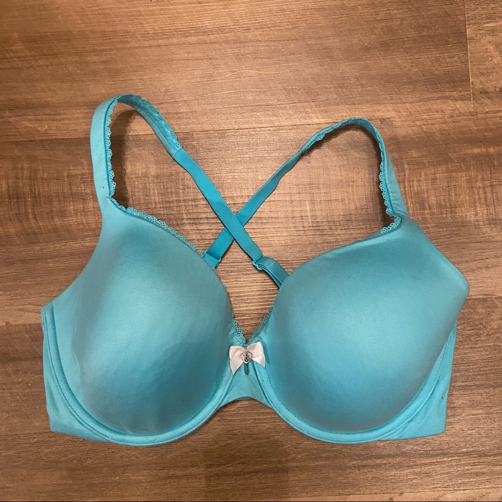Victoria’s Secret teal bra